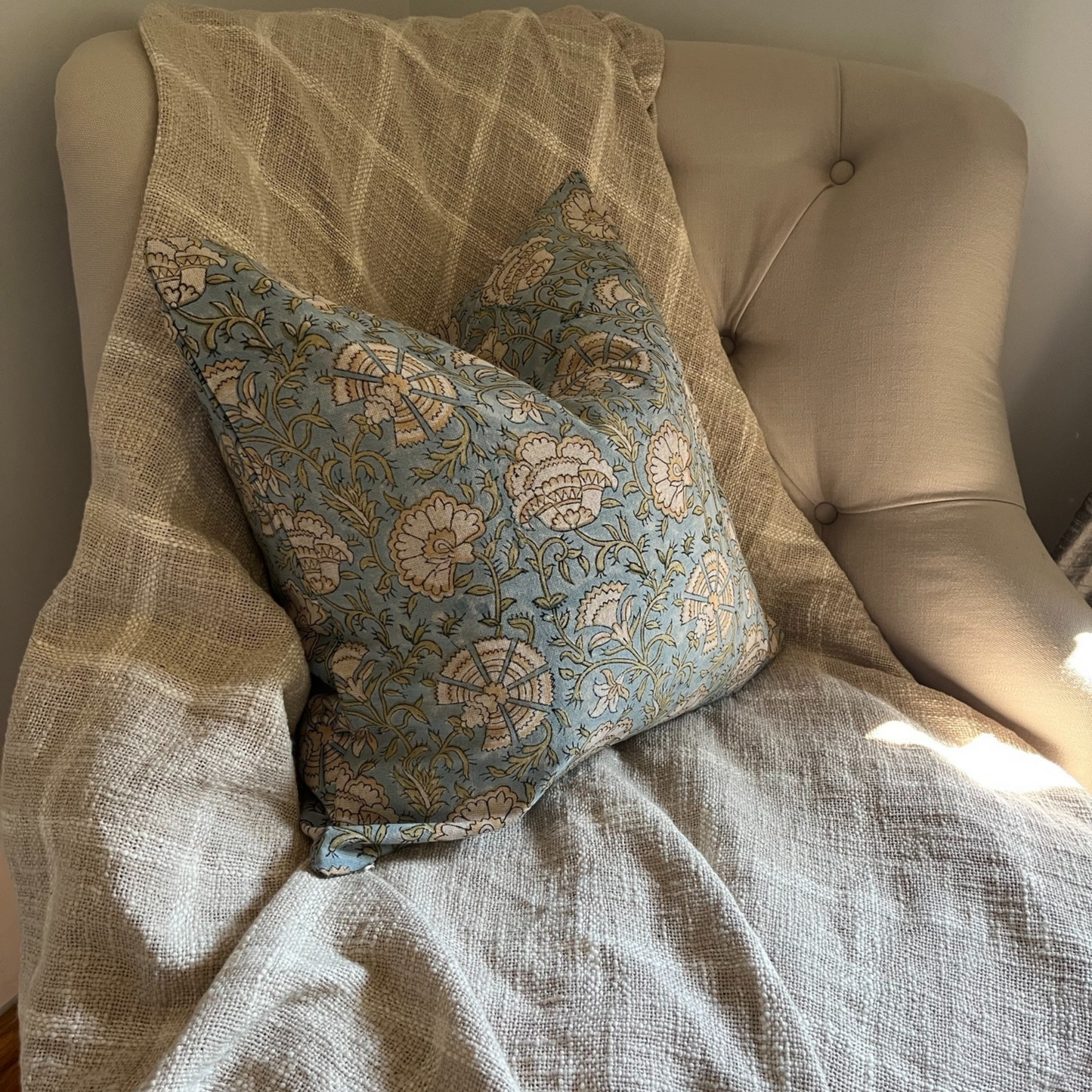 PRIYA Hand Block Cushion - Blue