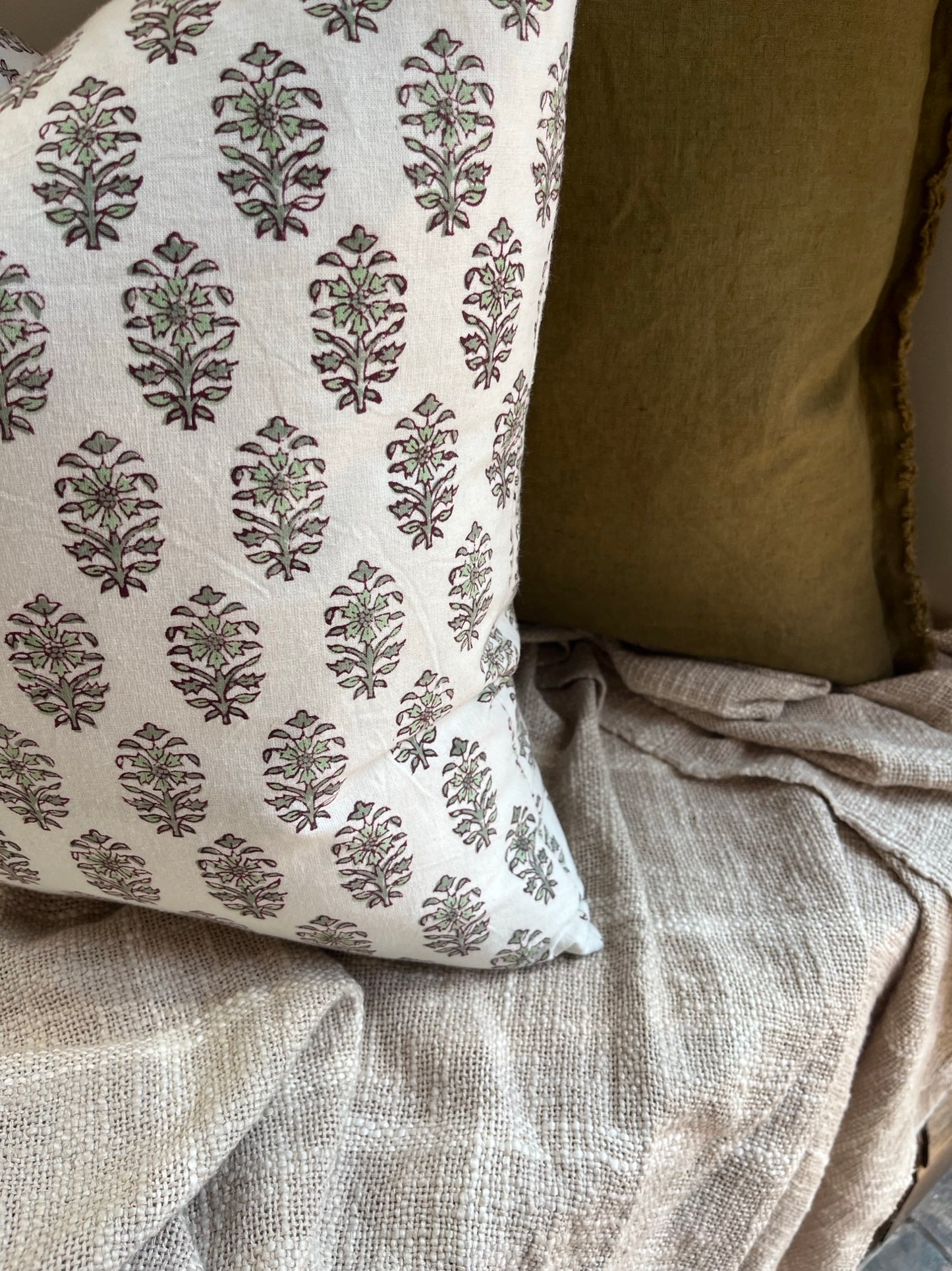 HANA Hand Block Printed Cushion - Green/ White