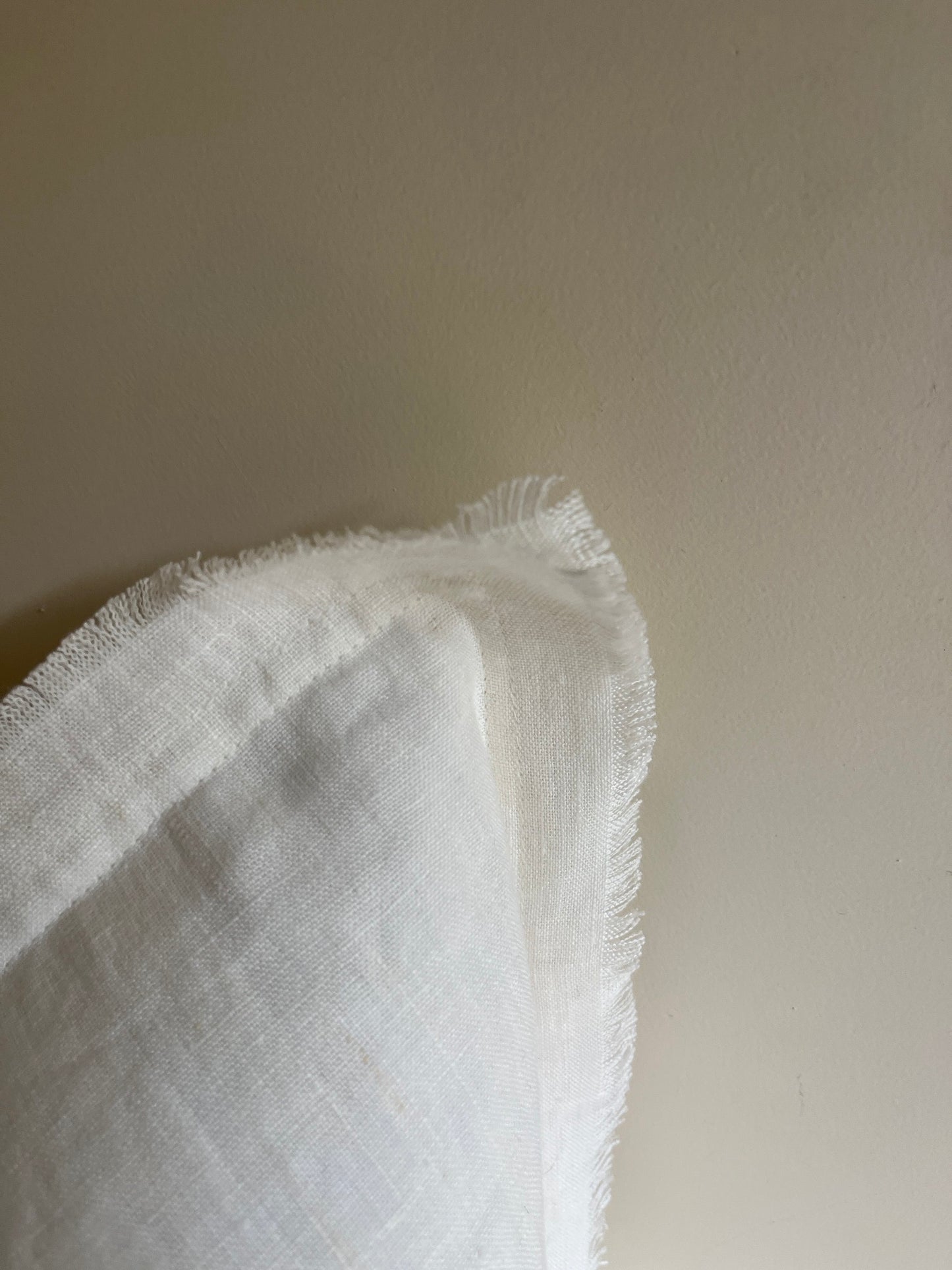 White Cushion – 100% Linen