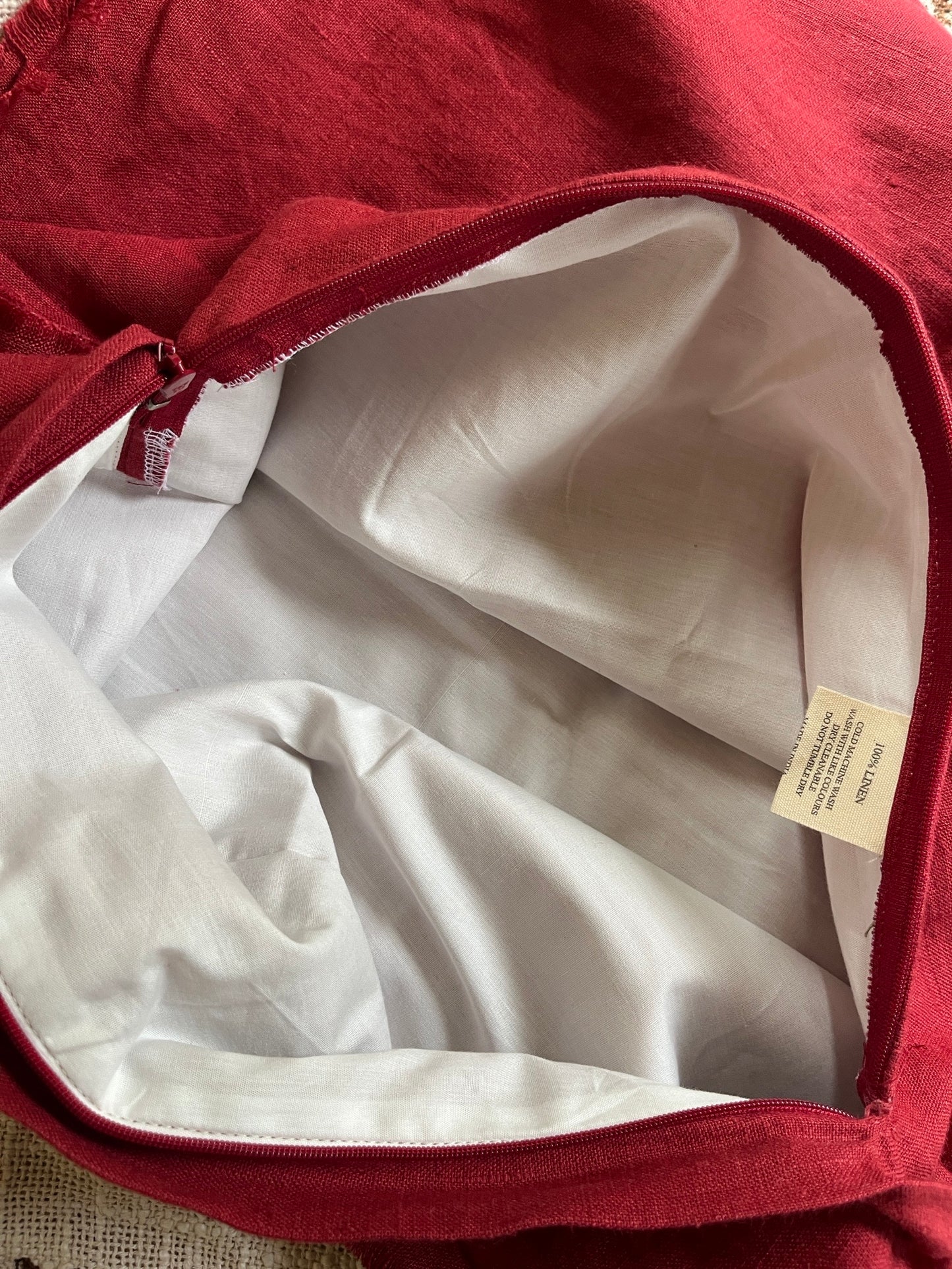 Raspberry Cushion – 100% Linen