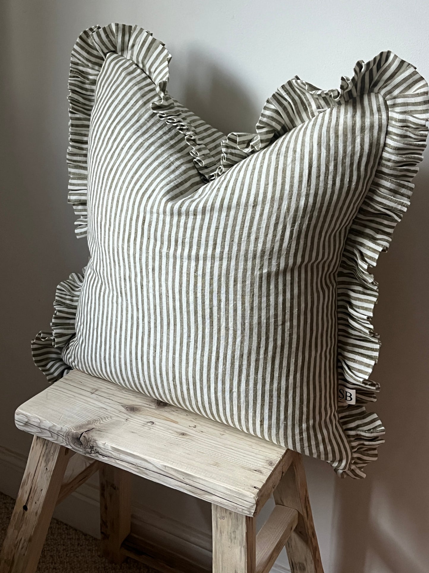 Woodland Stripe Cushion with Frill – 100% 50x50cm