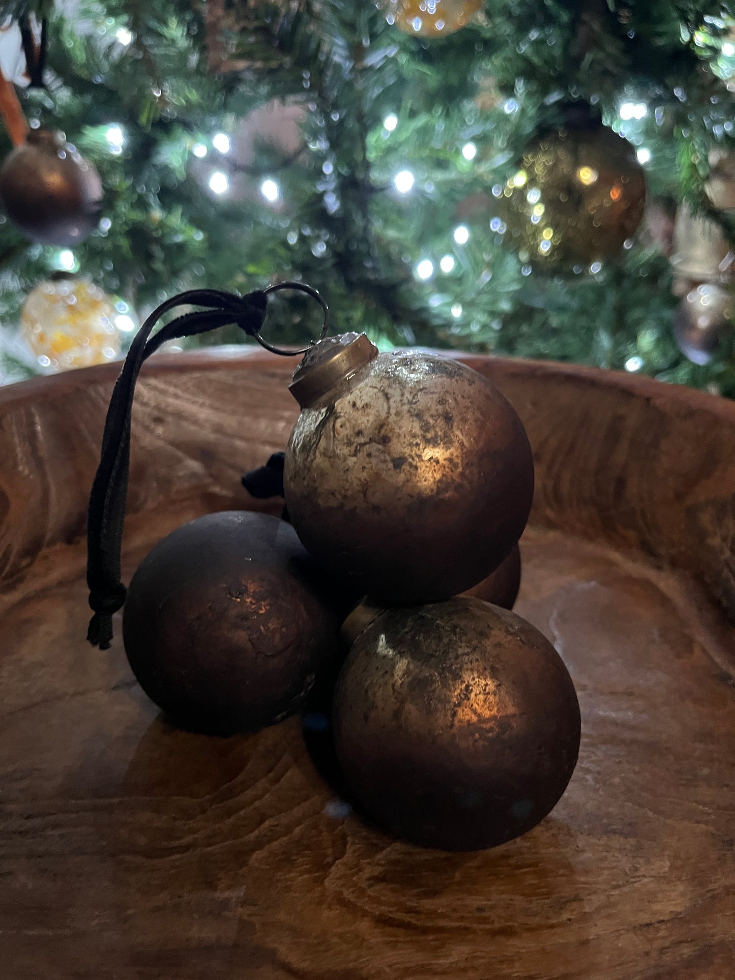 Small Autumn Patina Bauble