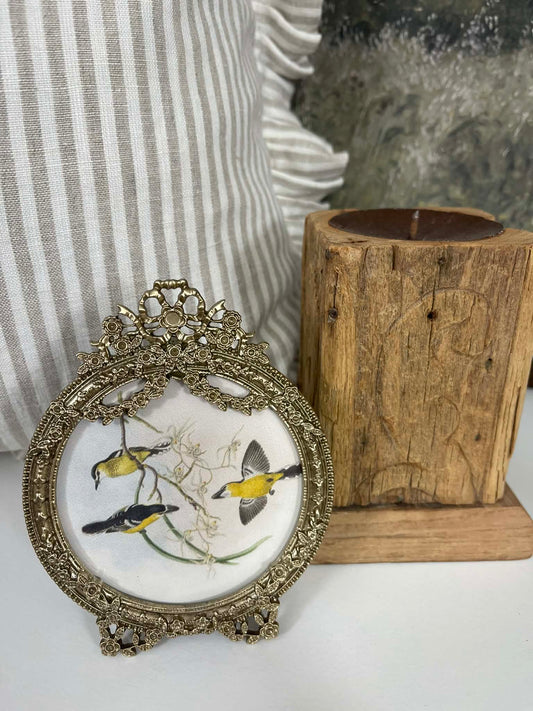 Antique Gold Ornate Round Photo Frame - Vintage Style